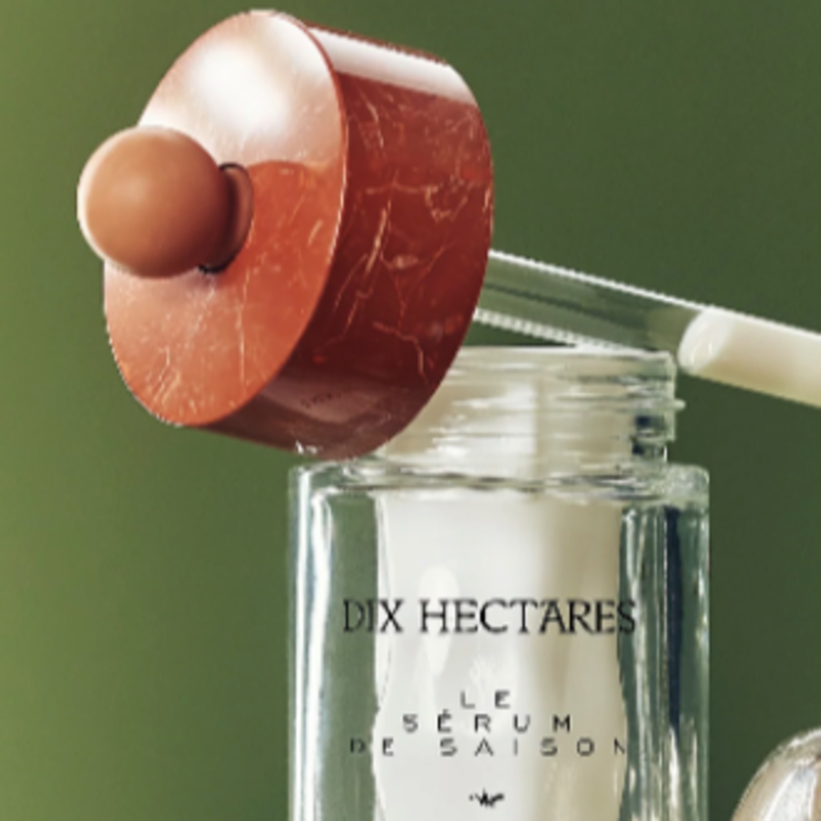 Dix Hectares content system for luxury skincare